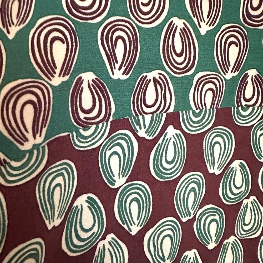 Boden Green and Brown Circle Patten Women’s Top Size 6R - Picture 8 of 11